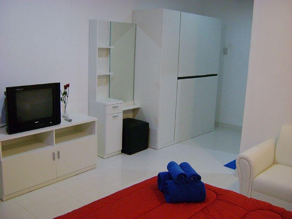 Peter Pan Resort Patong Luaran gambar
