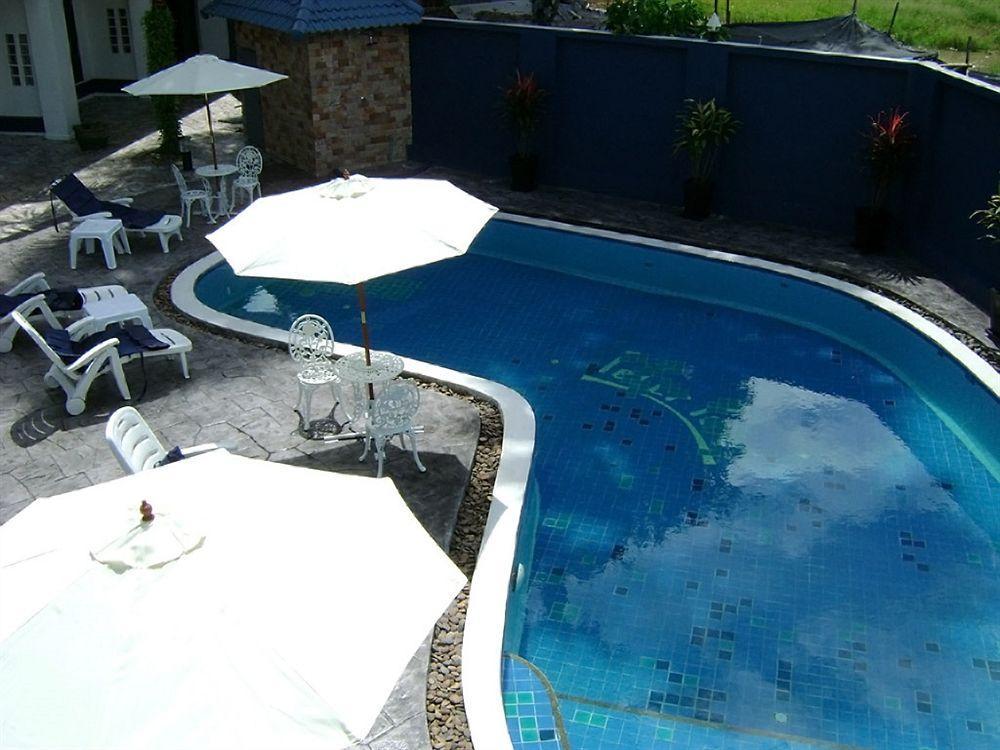 Peter Pan Resort Patong Luaran gambar