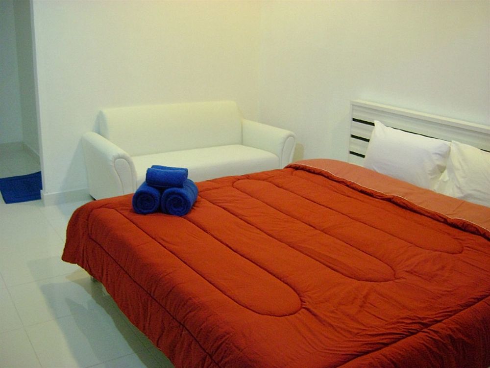 Peter Pan Resort Patong Luaran gambar